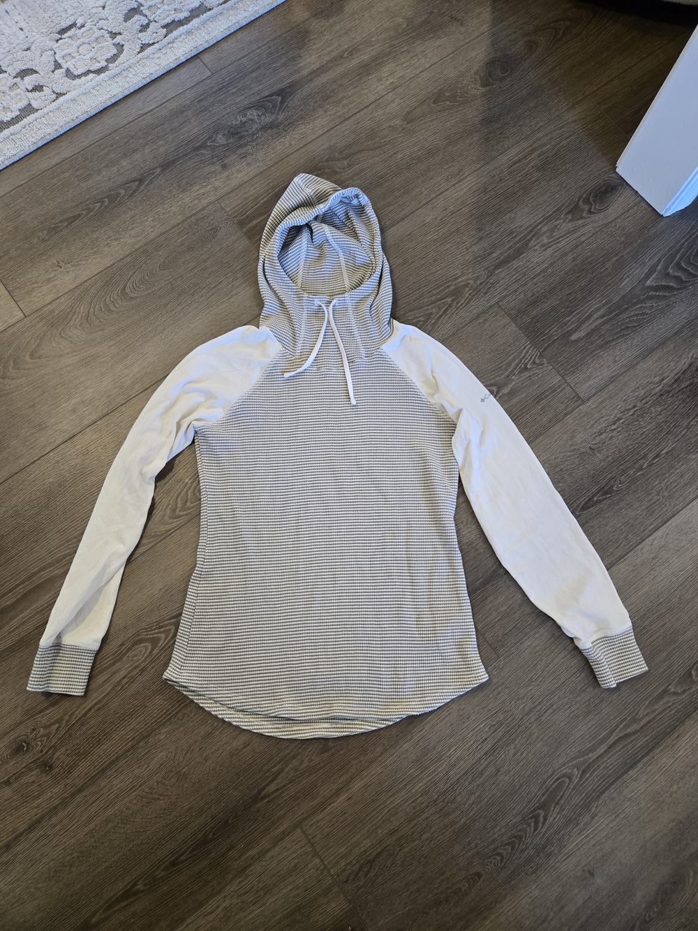 Columbia White and Light Gray Striped Hooded Pullover